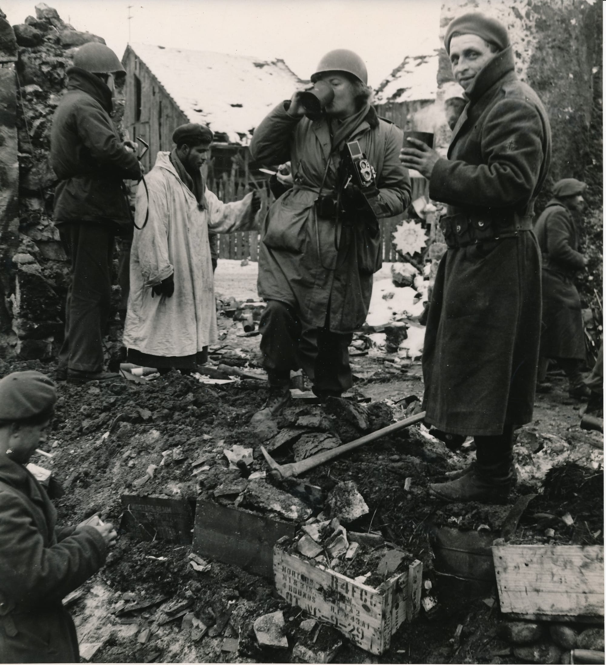 Discover hundreds of lost World War II photographs